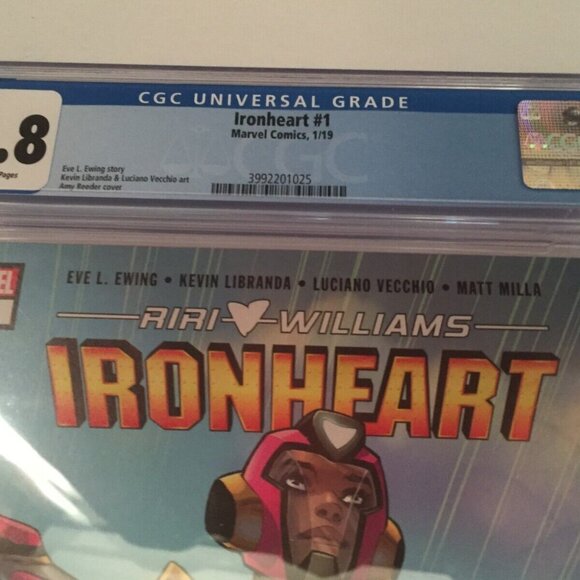 2019 Marvel Comics RiRi Williams Iron Heart #1 CGC 9.8 - Picture 3 of 7